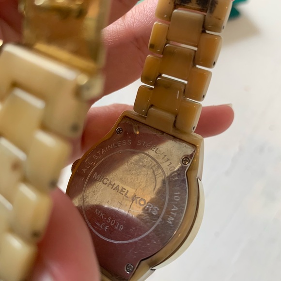 Michael Kors watch - Picture 8 of 8